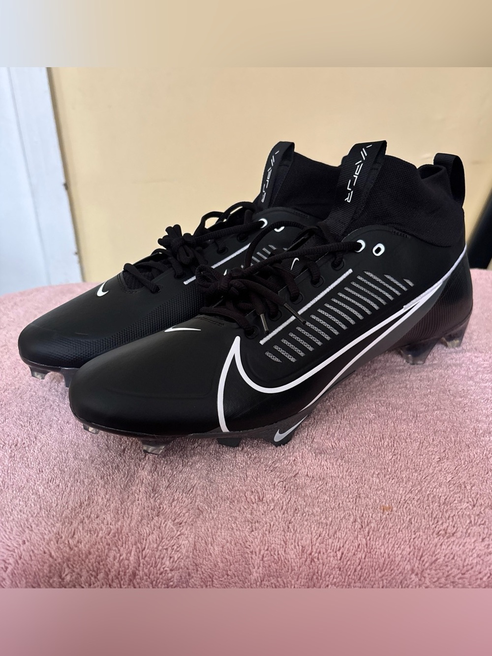 Nike Vapor Edge Pro 360 2 Mens Sizes Triple Black Football Cleats DA5456-010 NBY